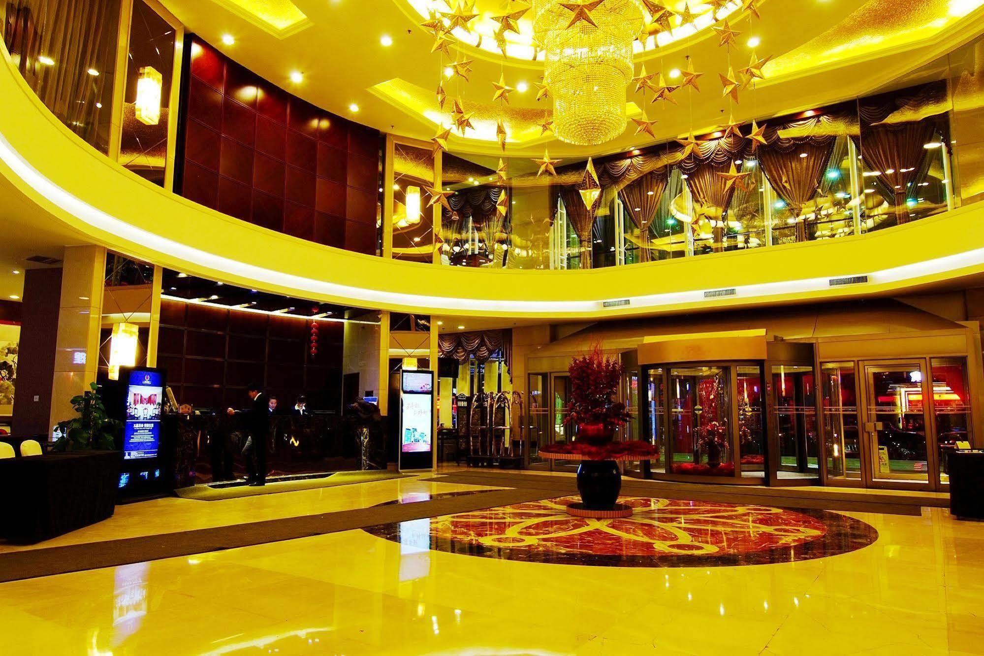 The Royal Fortune Hotel שניאנג מראה חיצוני תמונה